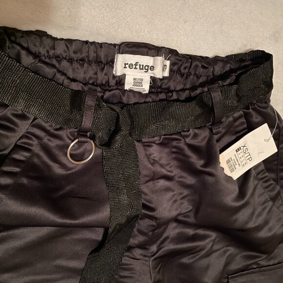 Refuge XS Black, Puffy, Belted Cargo Jogger - Picture 4 of 8